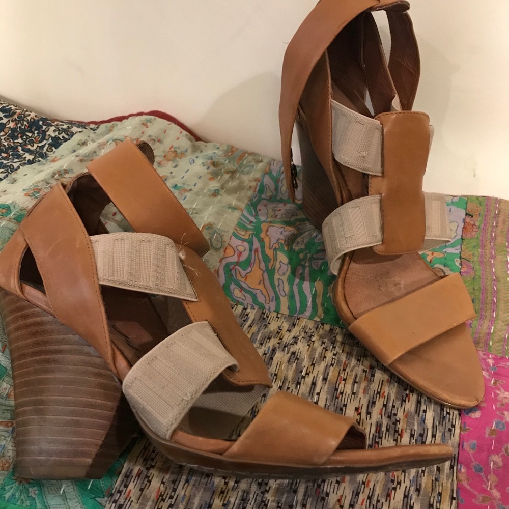 $4 if bundled 5/$20 Shoes, No 704b, 7.5, wedge